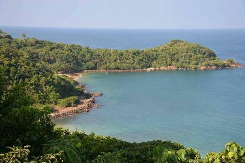 Hostal Land View Resort