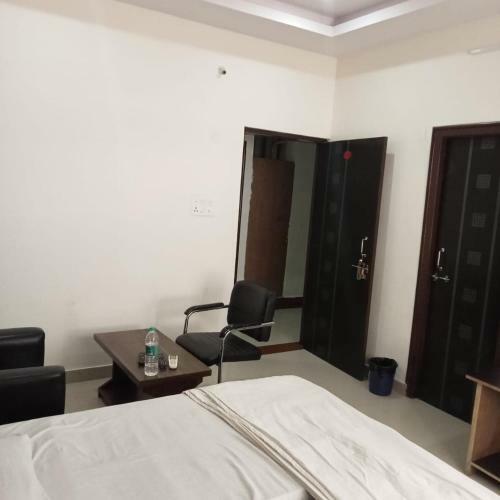 Oyo 82978 Hotel Narayan Niwas