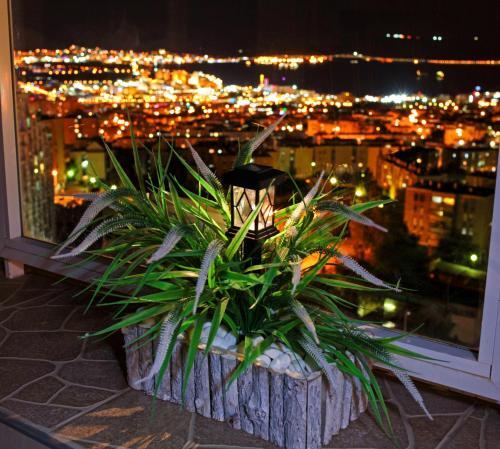 Apartamento ? Amazing View ? Relaxing Balcony ? Quiet ?