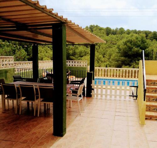 Hermosa Villa En J�vea