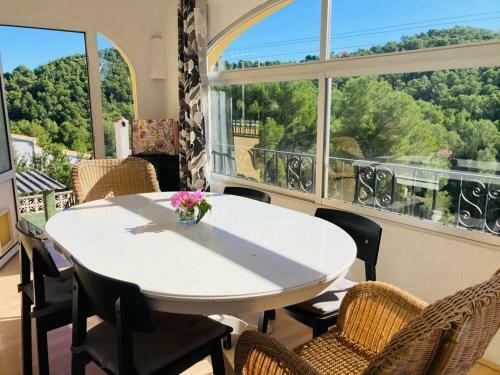 Hermosa Villa En J�vea
