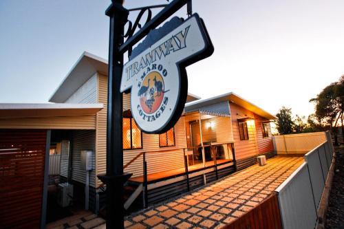 Emaroo Cottages Broken Hill