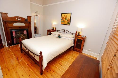 Emaroo Cottages Broken Hill