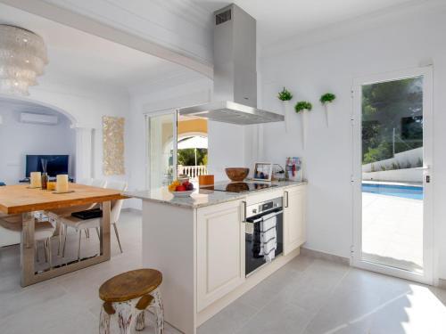 Villa Ewa