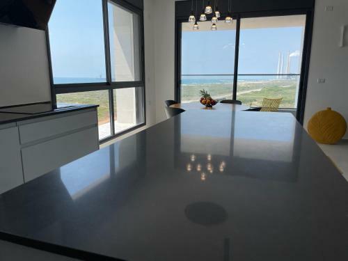#???? ????? ?? ??? Bluewave Beach Apartment#