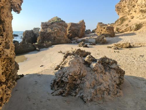 #???? ????? ?? ??? Seabreeze Beach Apartment#