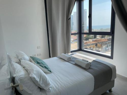 #???? ????? ?? ??? Seabreeze Beach Apartment#