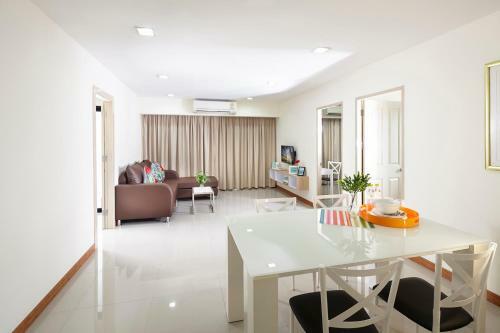 The Plimplace Hotel