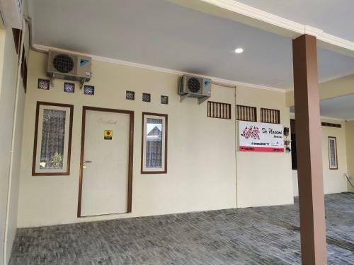De Hanami Homestay