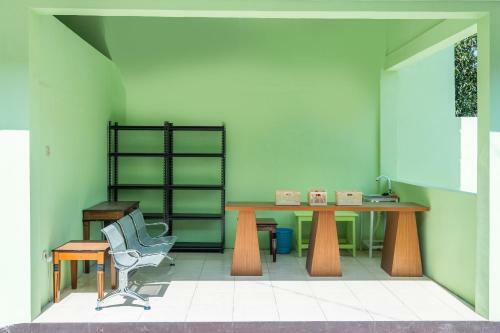 Hotel Oyo 1399 Cemara Residence Syariah
