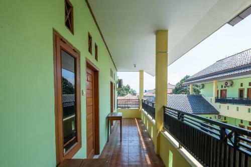 Hotel Oyo 1399 Cemara Residence Syariah