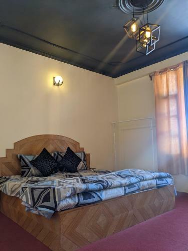 Locals Hostel