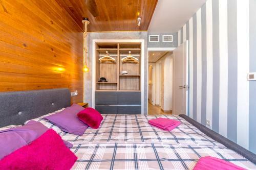 Sunny Luxury Apartment