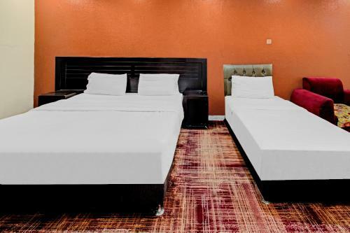 Hotel Oyo 537 Dahtham Furnished Units