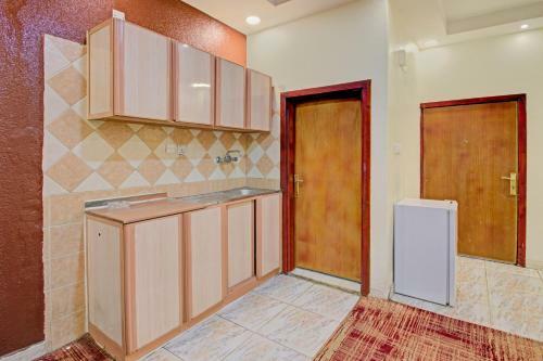 Hotel Oyo 537 Dahtham Furnished Units