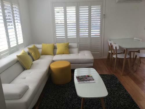Race Course Apartments
