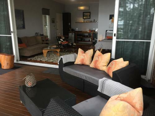 Smiths Lake House