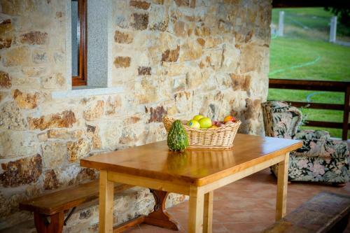 Mi�a Nai, Casa Rural