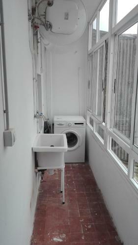 Hostal Albergue Lalin Centro