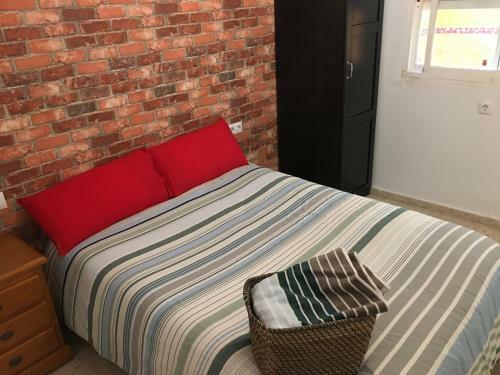 Beach, City & Gibraltar (Shared Apartment)