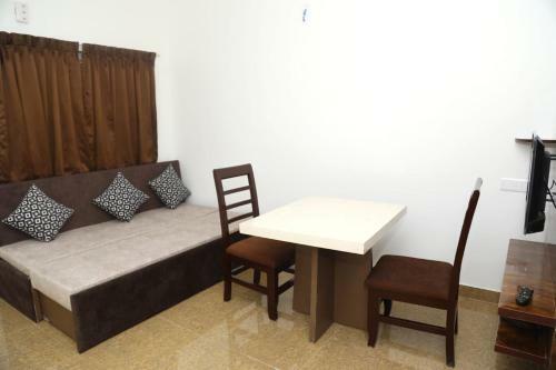 Dunhill Premium Service Apartment
