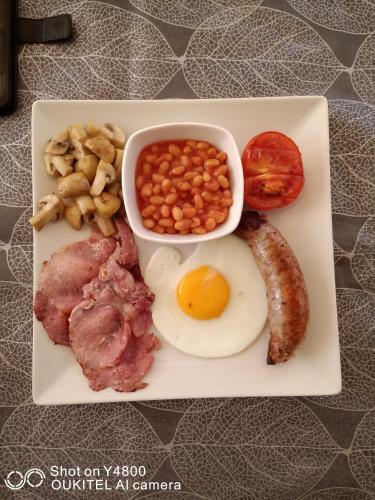 Hostal La Marina Bed & Breakfast