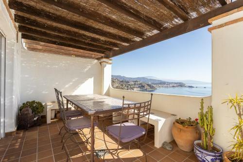 �tico Vista Del Mar