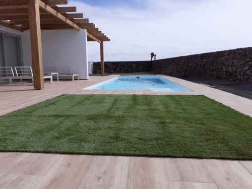 Villa Vista Volcan Lajares With Heated Pool