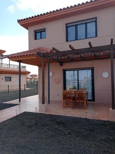 Villa Origo Beach