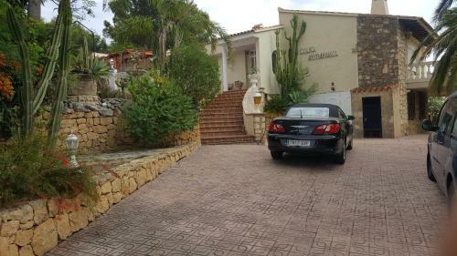 De Luxe Villa