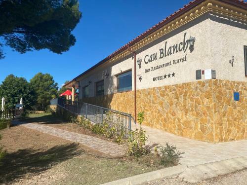 Hotel Restaurante Rural Cau Blanch