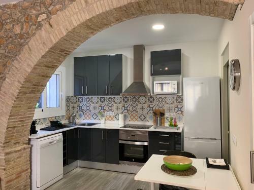 Casa de Piedra Adaptada En Lescala