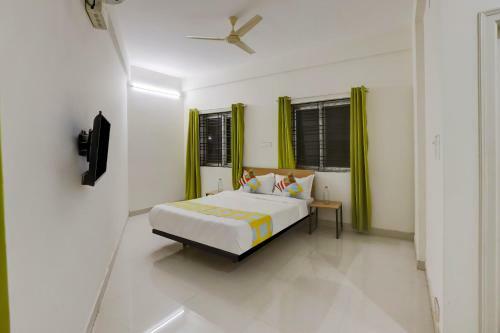 Hostal Oyo 79887 The Purple Orchid Stay