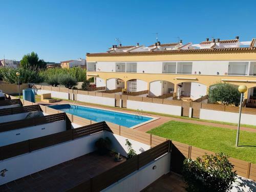 ? House + Pool + Beach. What Else?
