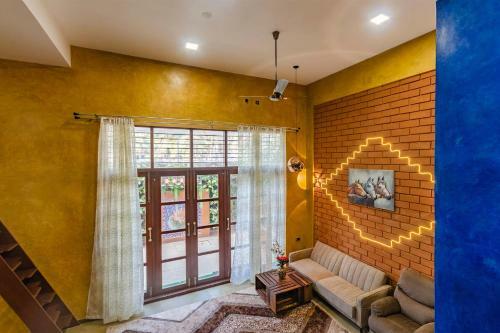Villa Stayvista At Udhbhava Kamala