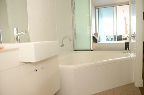 Hotel Manta Bargara