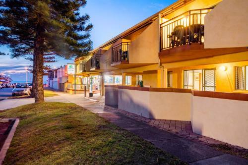 Apartamentos Cottesloe Beach Chalets