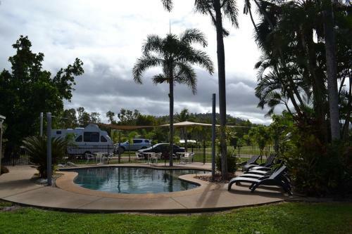 Dunk Island View Caravan Park