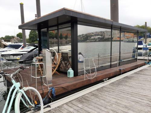 Apartamento Sobre El Mar