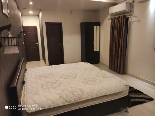 Hotel Stay For Uptu 2 Pax @ Kalyan Nagar