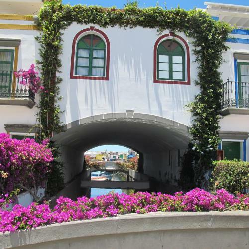 Front Line Marina Apartment With Roofterrace