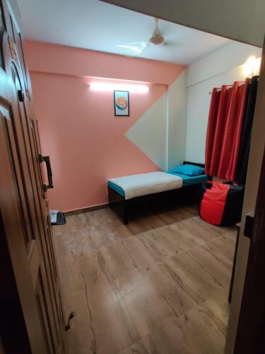 Hostal Lark Garden