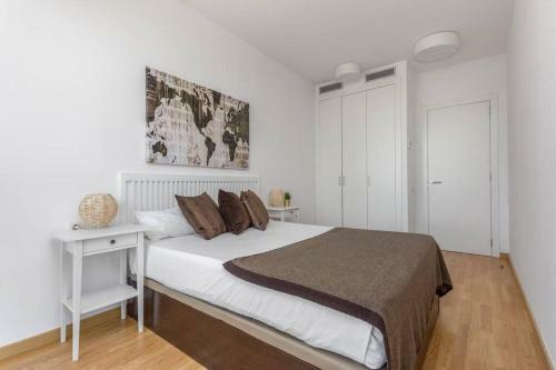 Lodging Apartments Fira Duplex - Barcelona