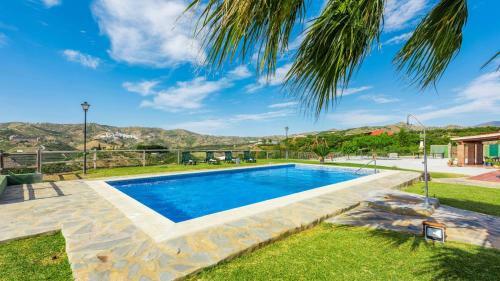 Villa Casa Laura Benamocarra By Ruralidays