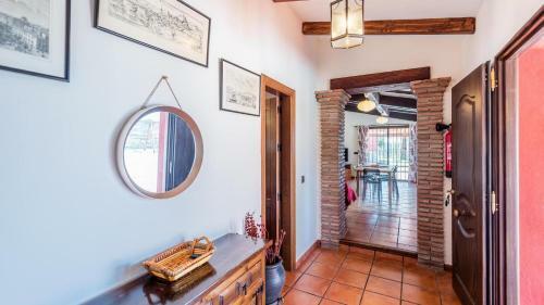 Villa Casa Laura Benamocarra By Ruralidays
