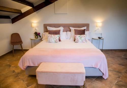 Hotel Pe�as Blancas