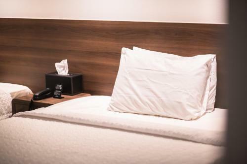 Motel Hotel Egg