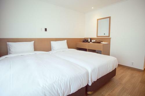 Hotel Kenny Gijang