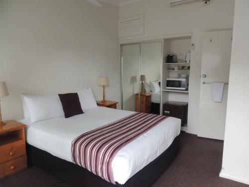 Premier Motor Inn