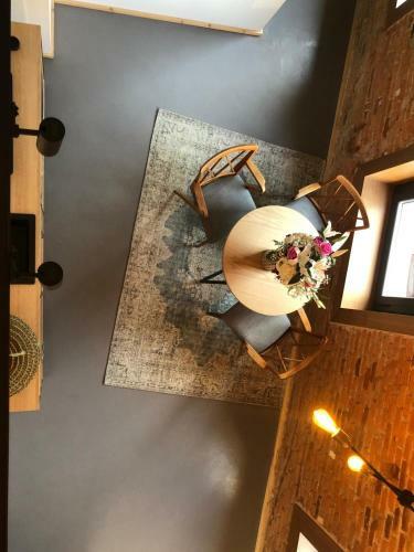 Hostal 13 Suites
